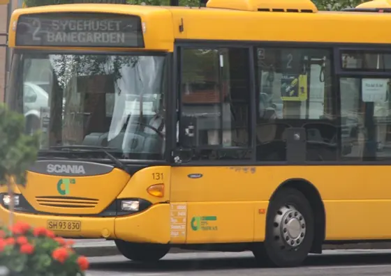 Bus ramte fodgænger