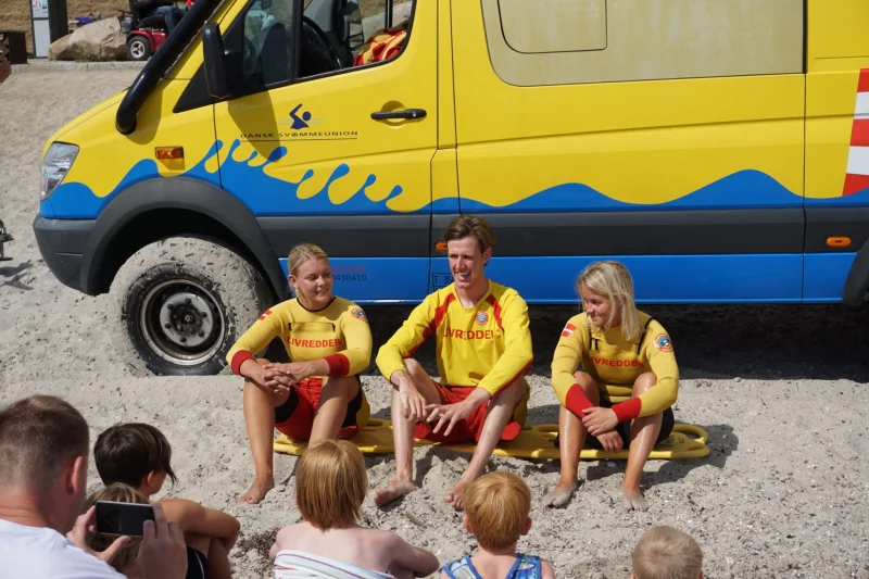 Livredderne er klar til at passe på badegæsterne på Fredericia Østerstrand
