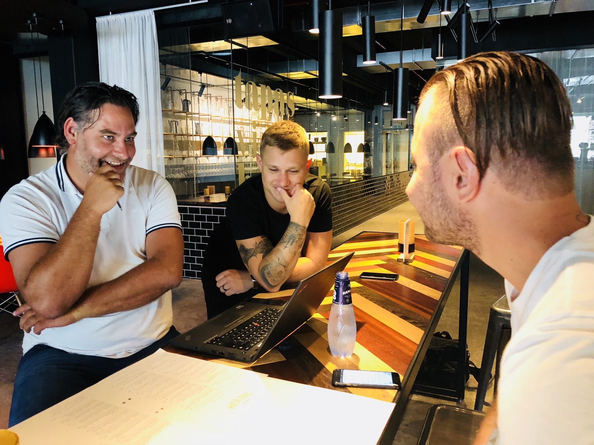 Fra sideprojekt til virkelighed: 22-årige Mads har gjort drømmen til hverdag