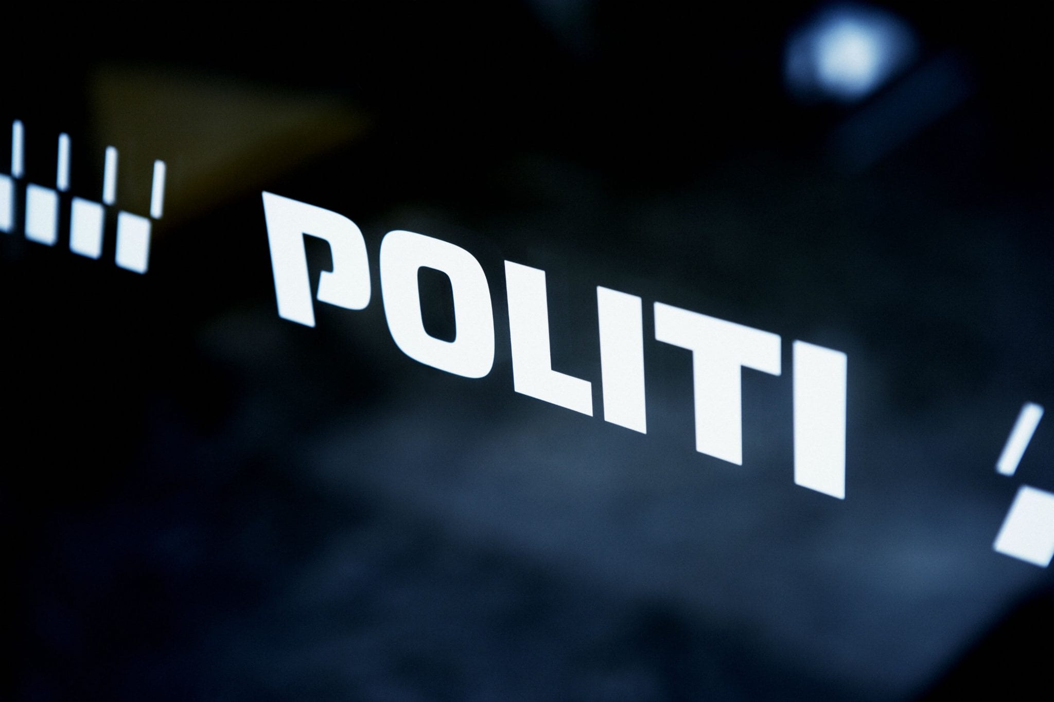 Fire danskere i tysk bil standset af politiet: Føreren sad på bagsædet og var påvirket