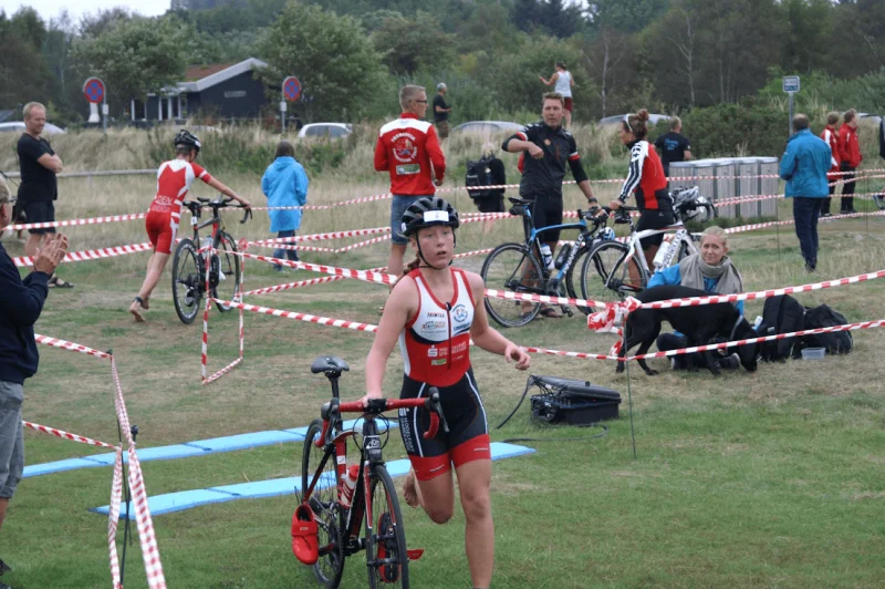 Triathlon-sag kom i byrådssalen: Der praktiseres rygsvømning