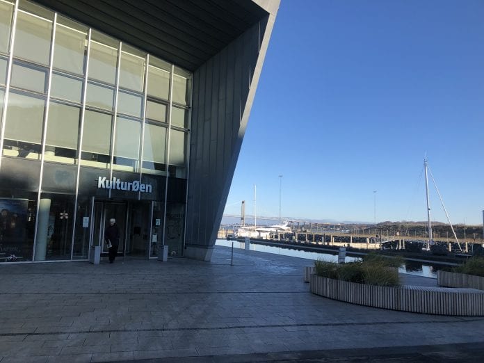 Børnehavebørn får musikalsk troldefortælling