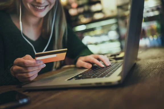 Eksperter opfordrer til forsigtighed under årets Black Friday