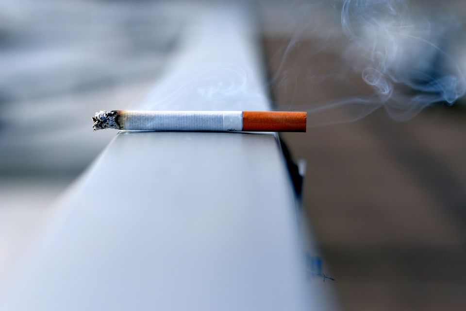 Vælgerne: 100 kr. for en pakke cigaretter