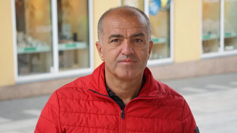 Ugens Kurt: Ugur Kocan