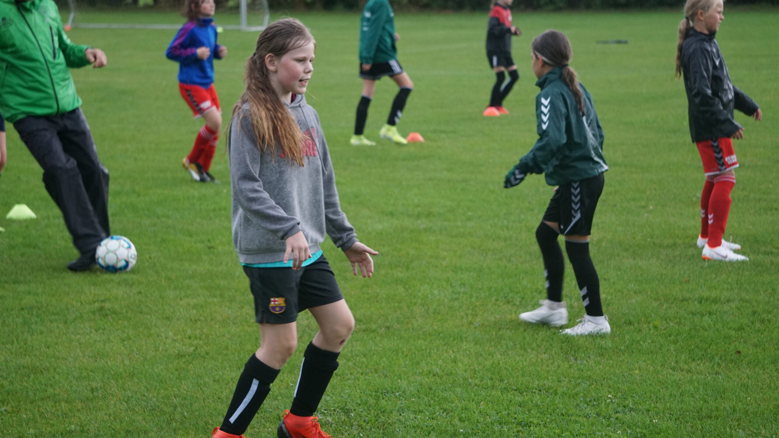 Pigefodbolden i Fredericia forener sig for at styrke fællesskab og talentudvikling