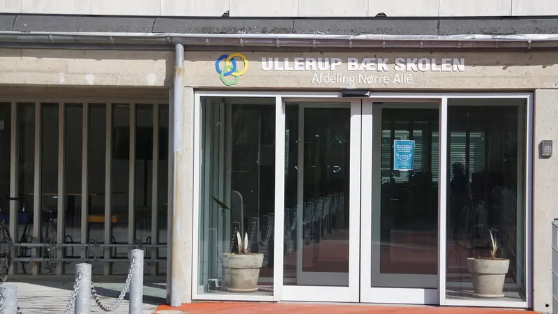 Besparelser på skoleområdet skal politisk behandles