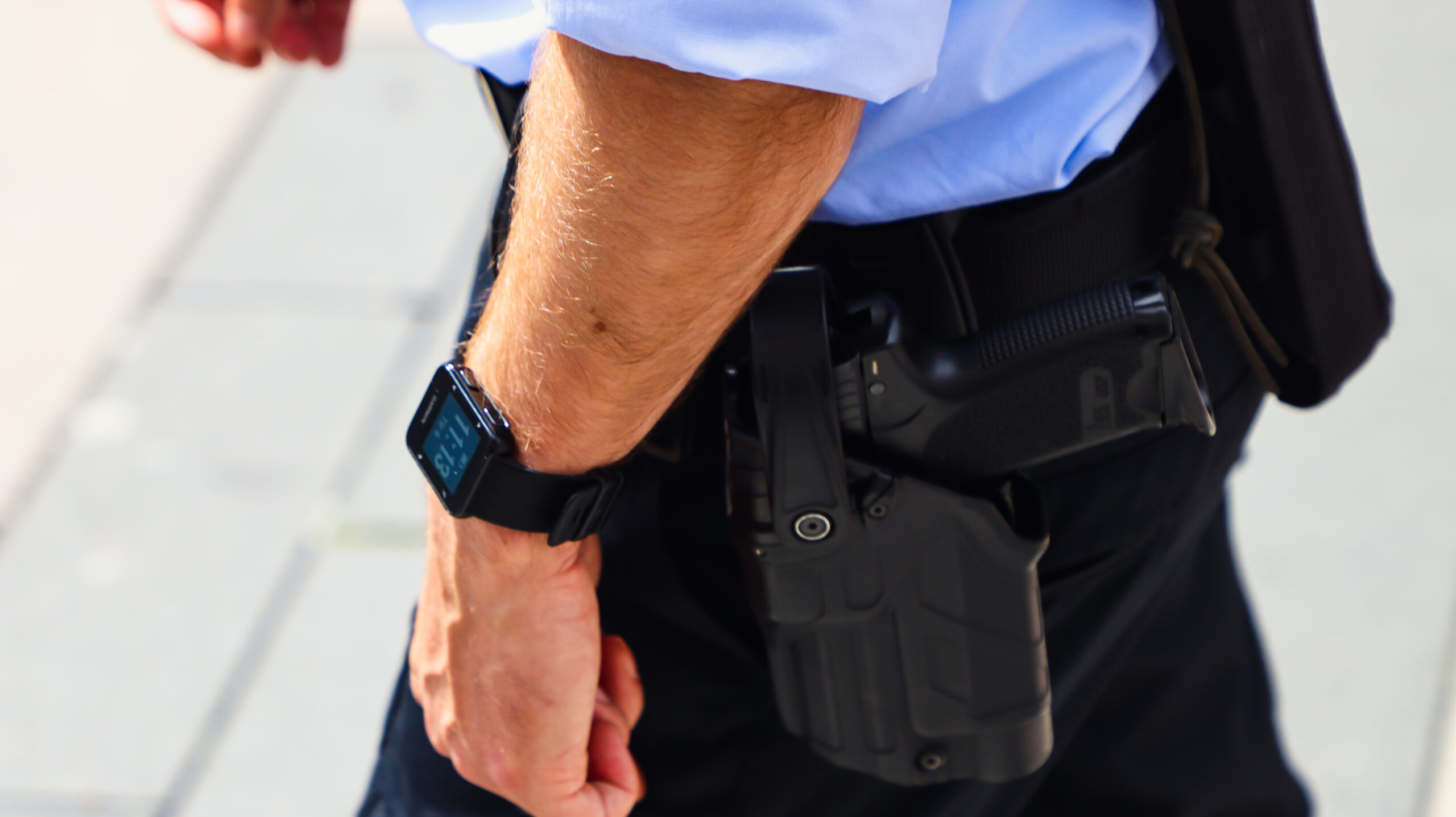Skal politiet have strømpistoler?