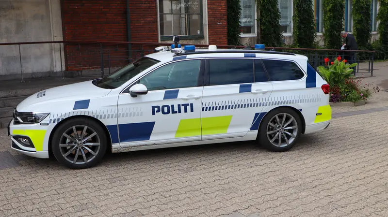 Kniv, piller og en tømt brandslukker på en enkelt nat