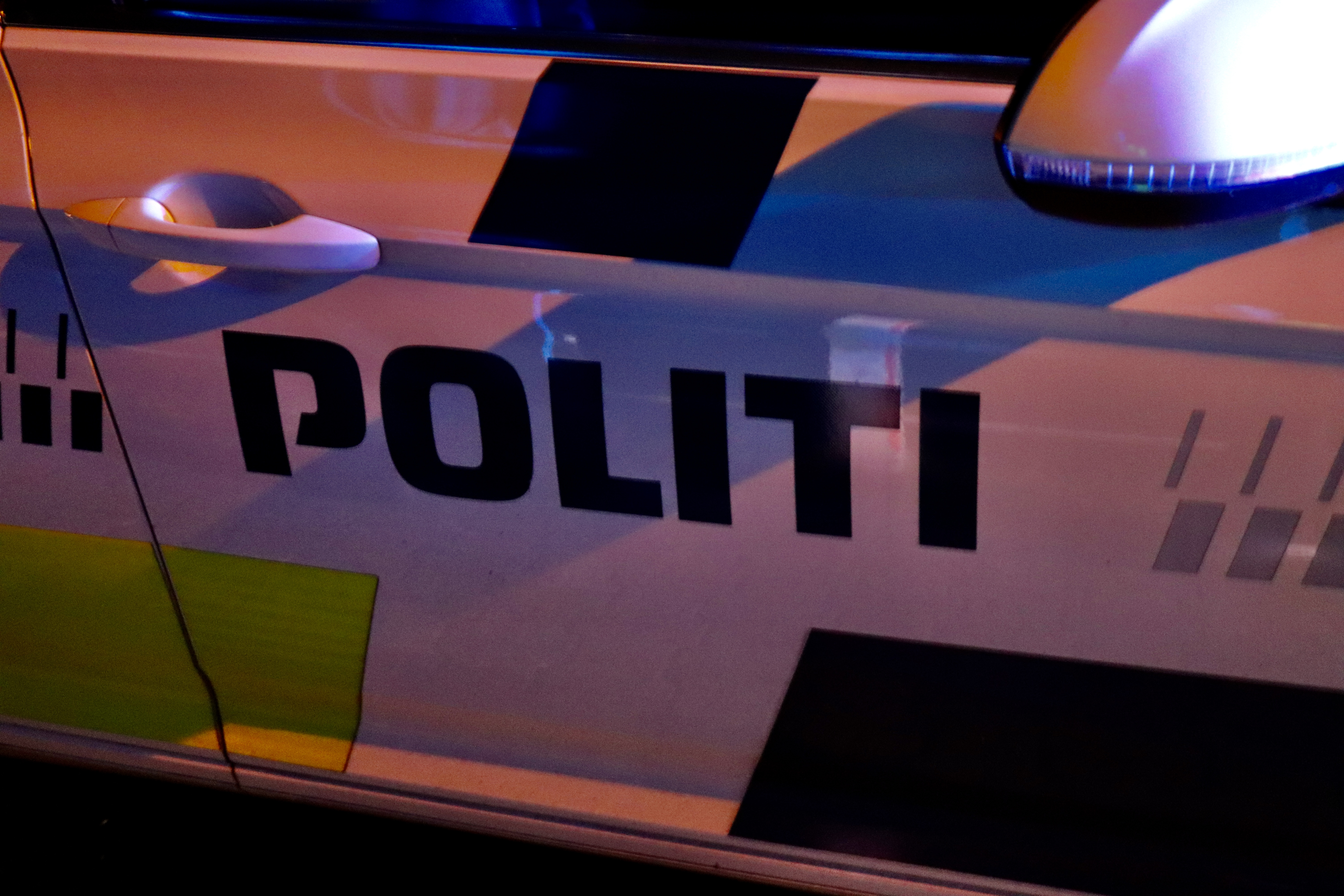 Politi efterlyser røver