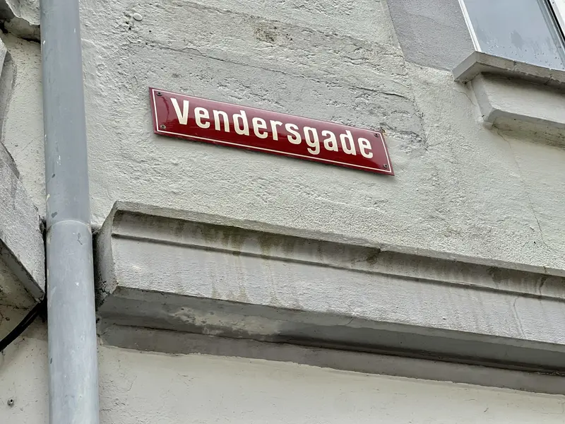 Indbrud uden udbytte hos Lægeklinik i Vendersgade