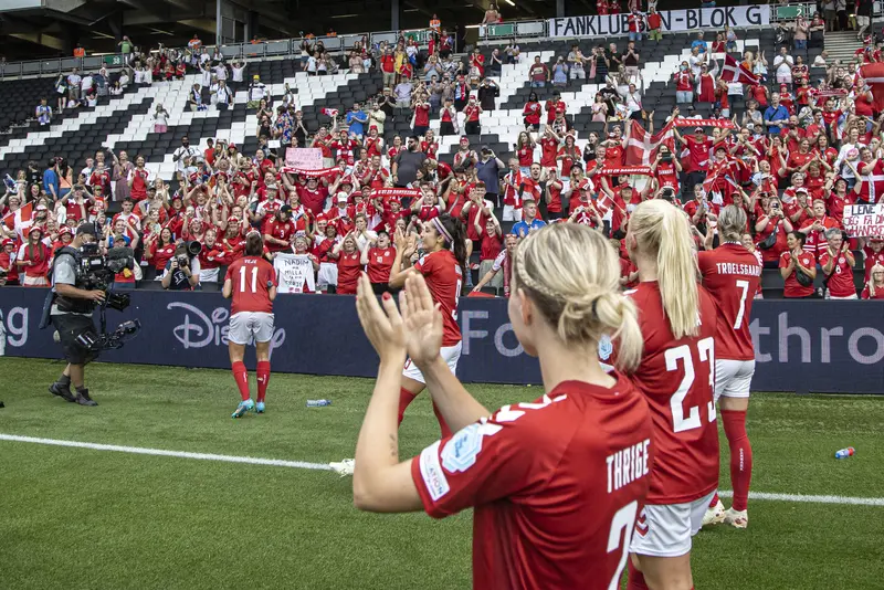 Danmark avancerer til VM ottendedelsfinalen efter 28 års ventetid
