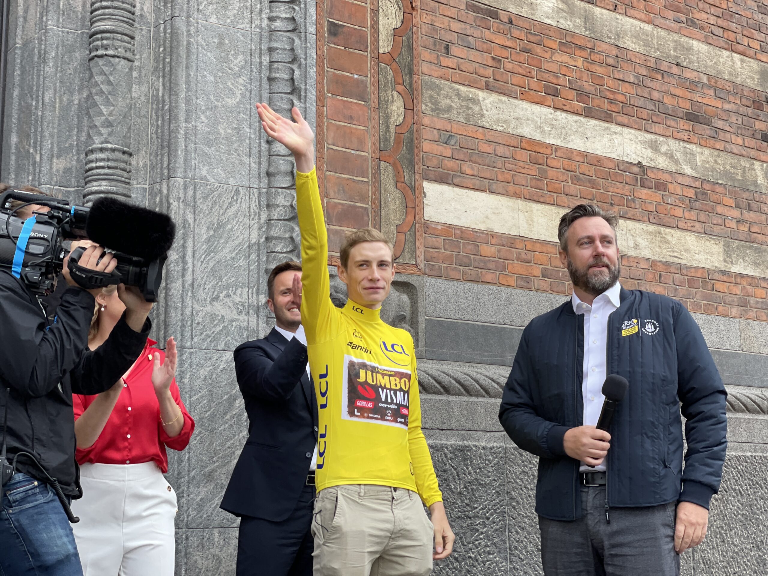 Jonas Vingegaard fejres på onsdag