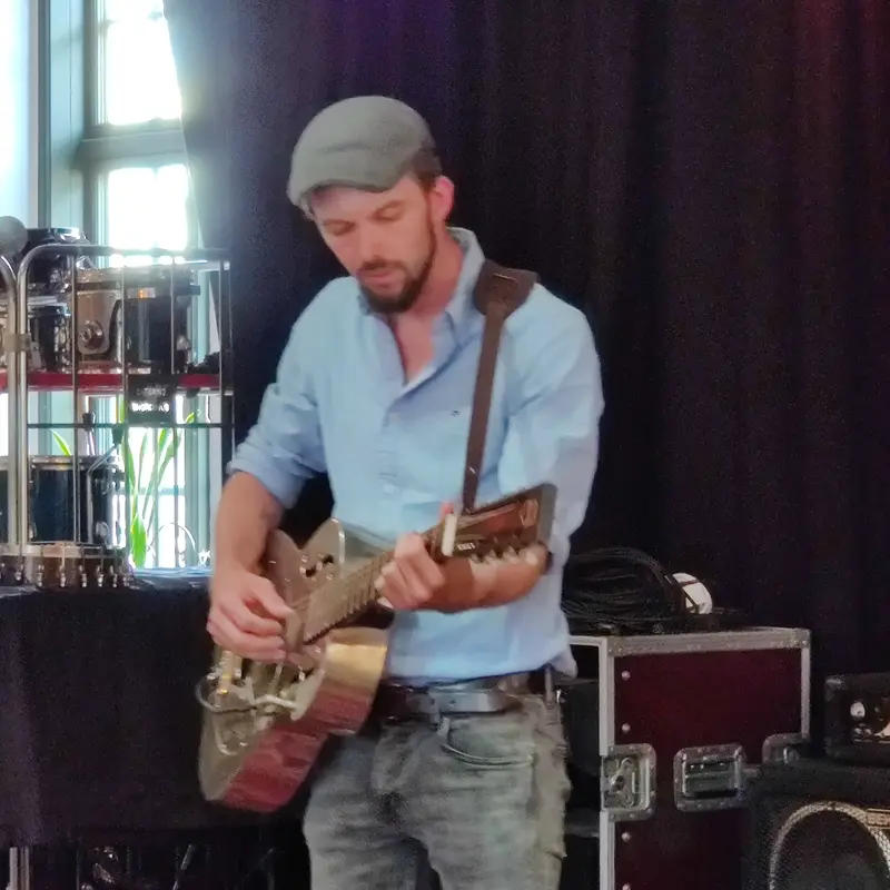 Delta blues, Chicago eller Detroit? Næ, Jesper Theis fra Frederikshavn