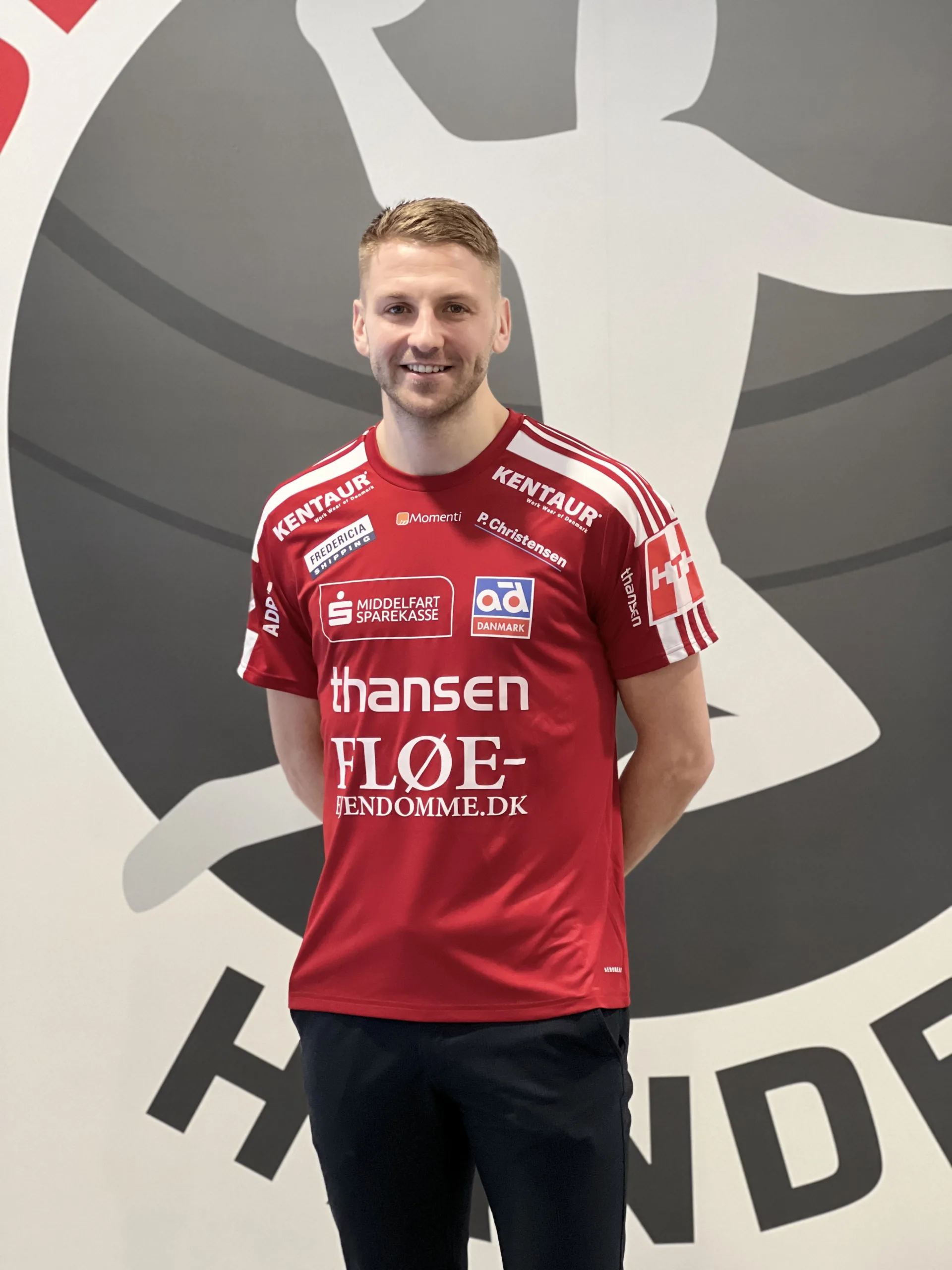 FHK henter norsk højre fløj