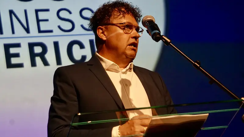 Borgmester og erhvervsformand vil have de unge på arbejdsmarkedet