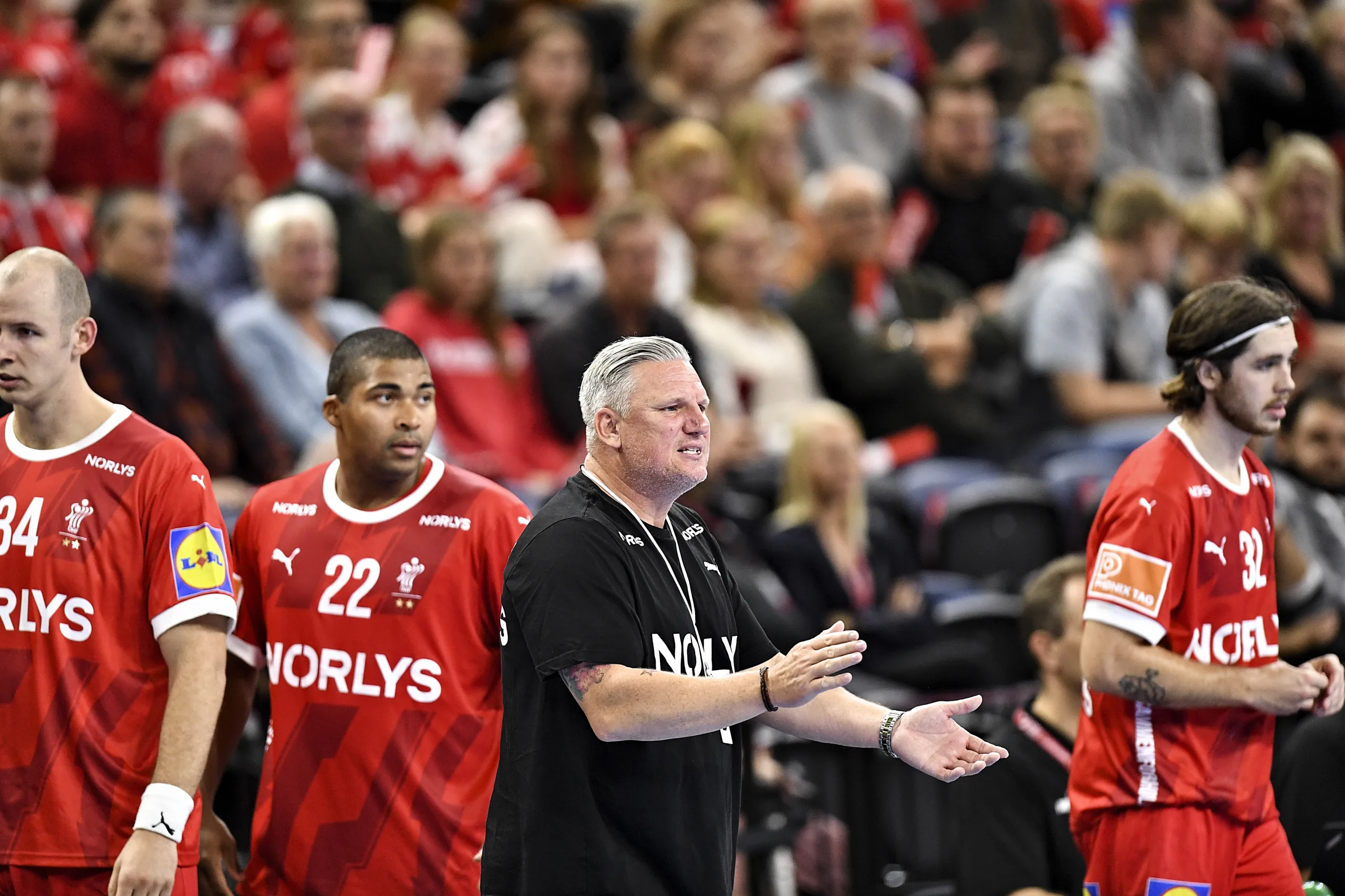 Suveræne Danmark er i semifinalen