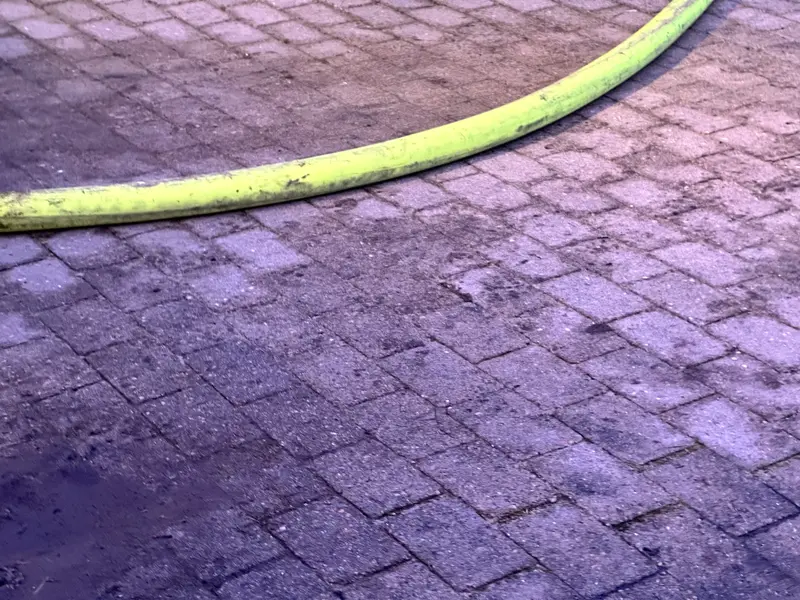 Fuldt forbud mod PFAS-stoffer skal også omfatte dem i sprøjtemidler