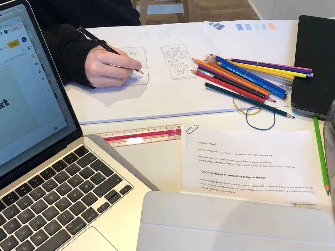 Praktik som folkeskoleelev - skal man bare kigge de voksne over skulderen?