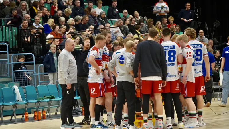 KIF fik øretæve af TTH Holstebro