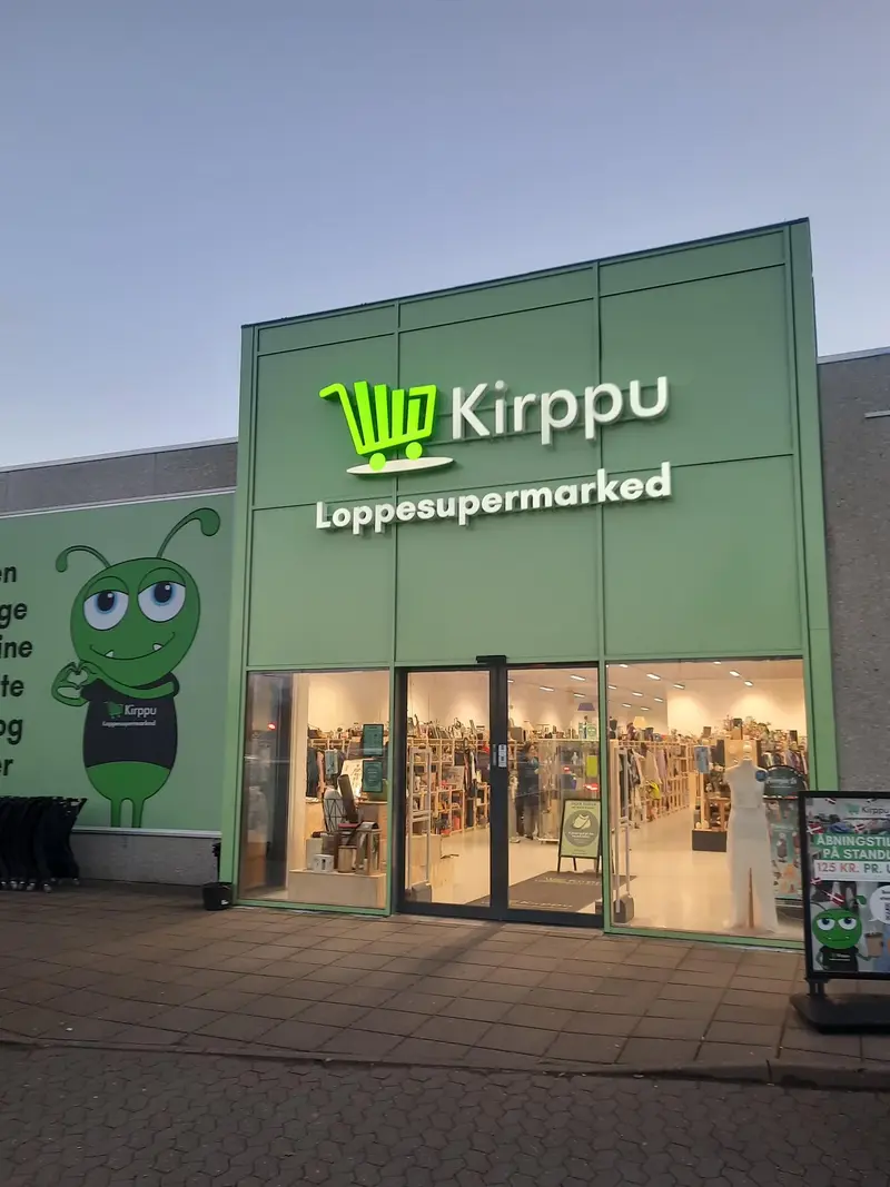 En måned efter åbning: Genbrugsbutik fuldstændig overvældet af modtagelse