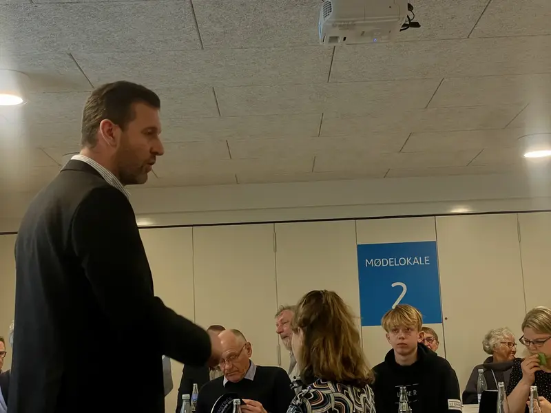 Venstre-mand genvalgt til at gå efter borgmesterposten