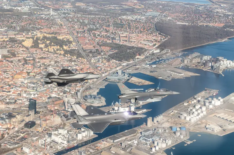 Ukrainske piloter planlagt til træning på Skrydstrup-basen under dansk lederskab