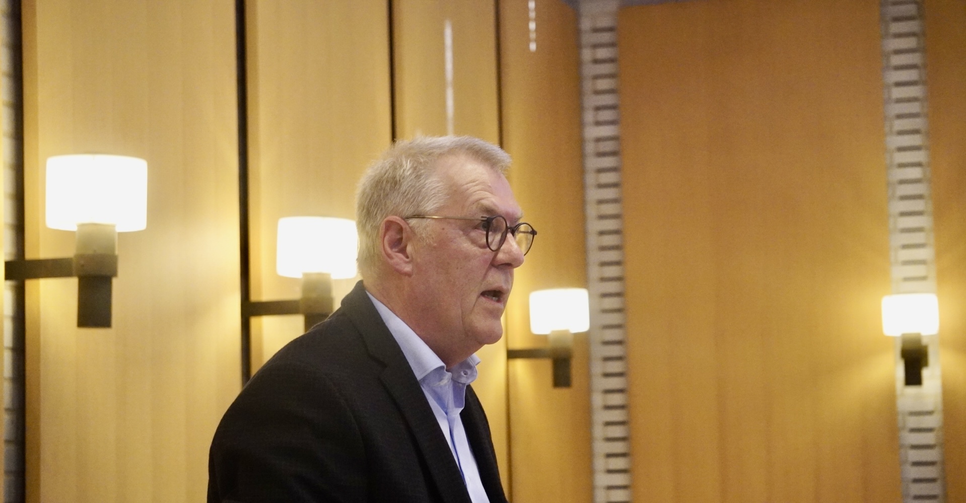 Lindholm: Ledelsen skulle selv have opdaget problemerne