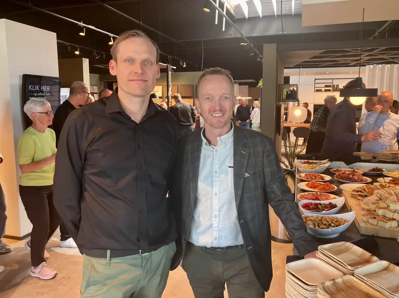 Kvik markerede ejerskifte med velbesøgt reception