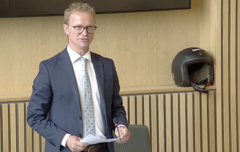 Middelfart Kommune står overfor store økonomiske udfordringer med et merforbrug på 67 millioner kroner