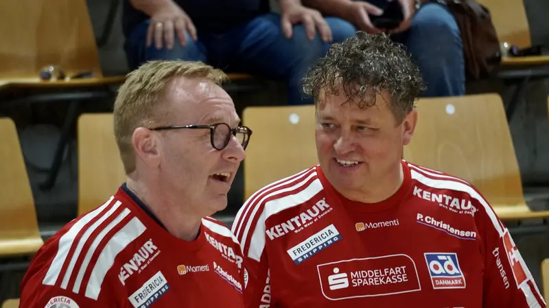 Slumrende bjørn vækket til live: Formand jubler efter DM-semifinale