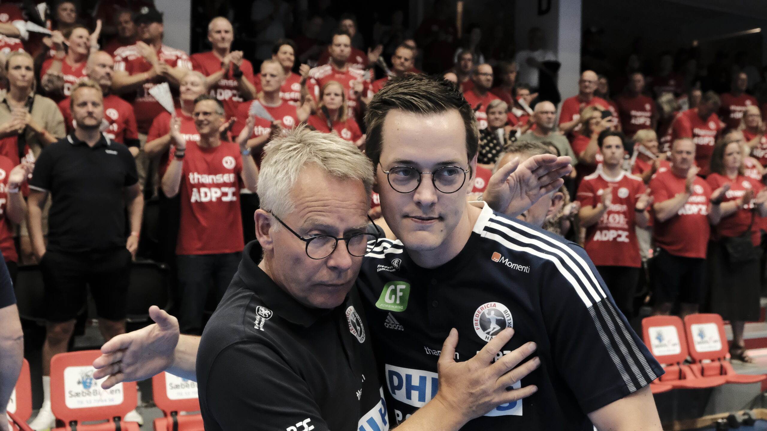 FHK-træner hylder Danmarks bedste fans: Vi vil gøre alt for DM-bronze