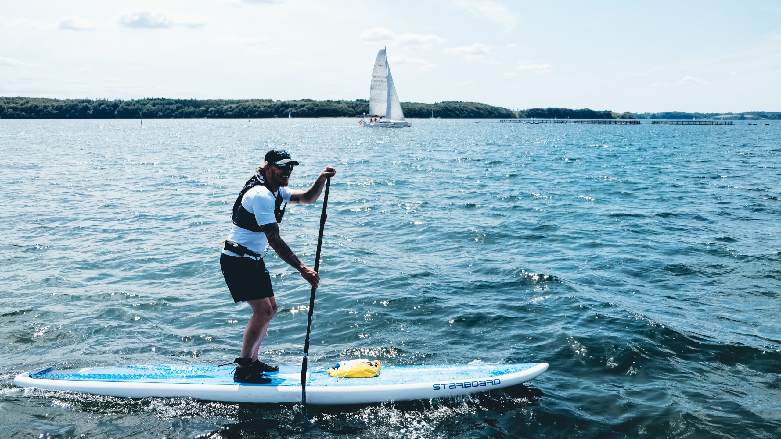 Claus Fey gennemfører 'Paddle for a Purpose': 97,8 kilometer på 24 timer