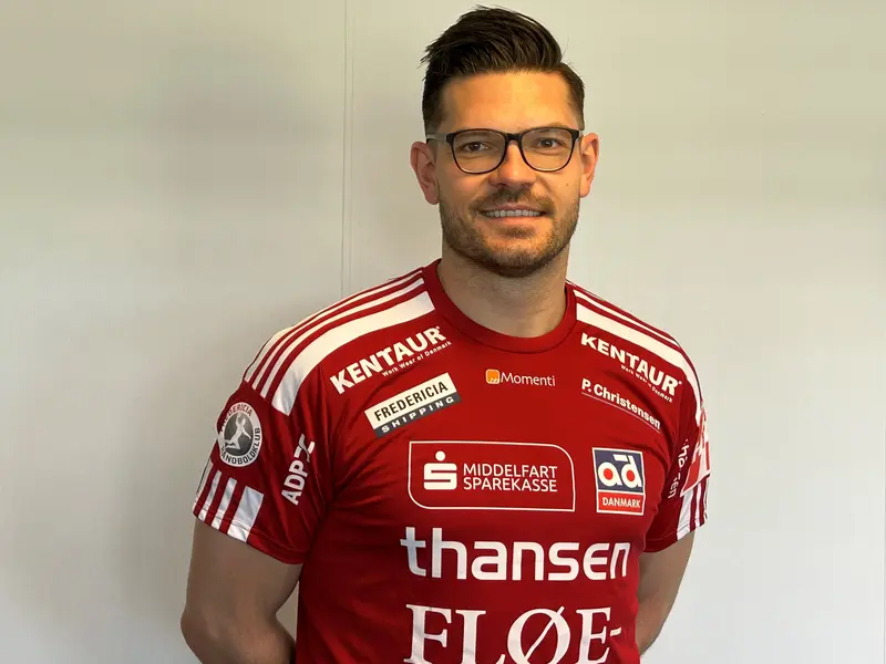 Tysk stregkæmpe skifter til FHK