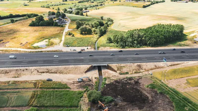 Tresporet faunapassage klar under Fynske Motorvej ved Ejby