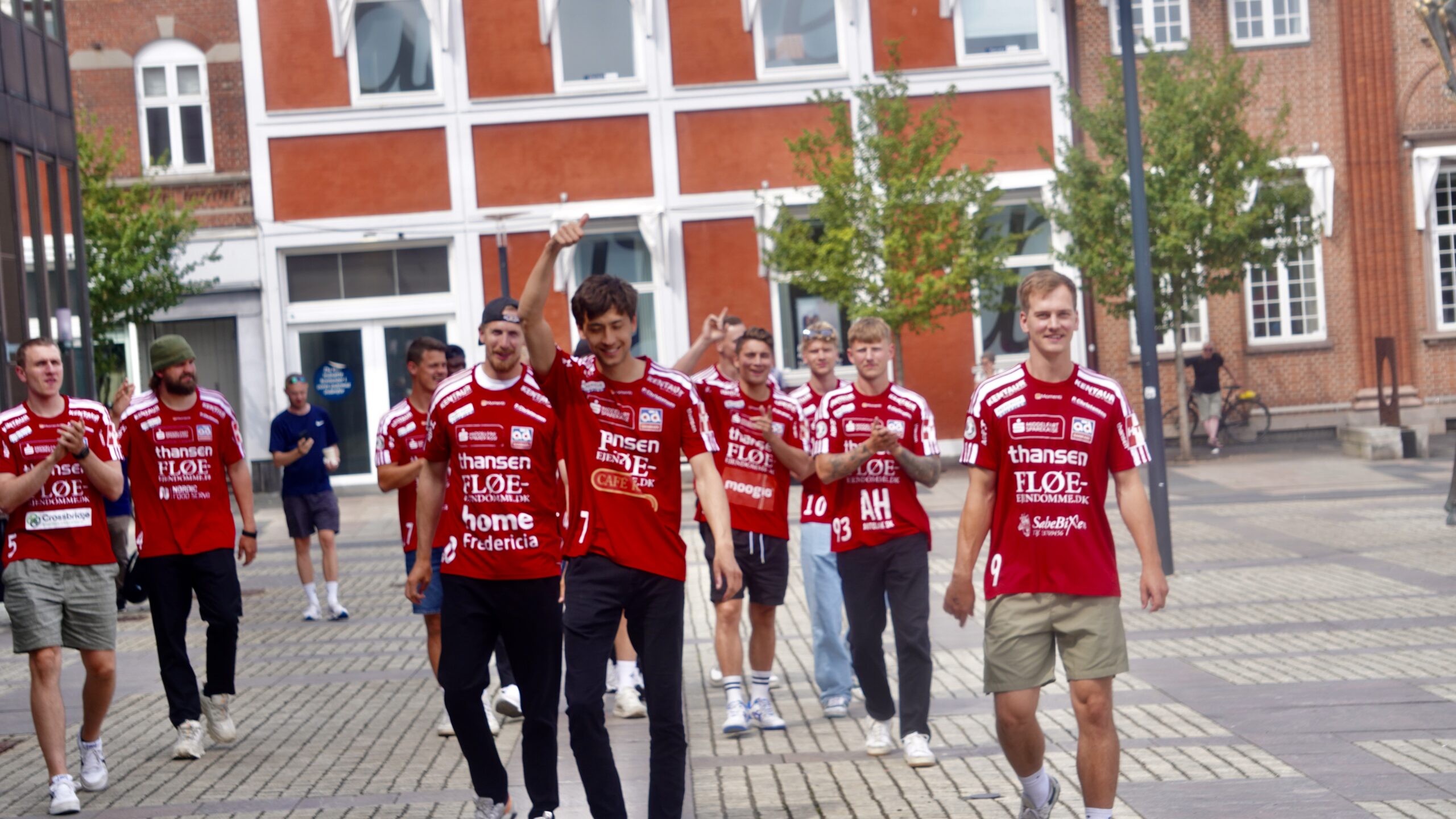 Fra bødekassetur til rådhuspandekager og mere fejring