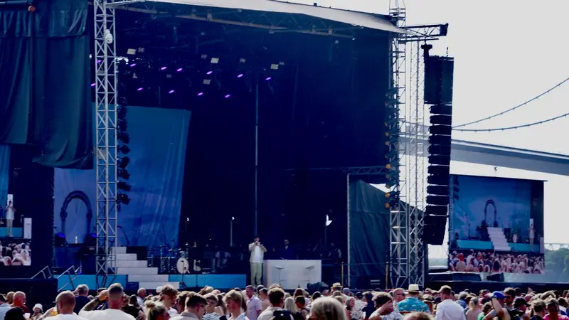 Rock Under Broen ramt af nedbrud: Koncert blev midlertidigt afbrudt