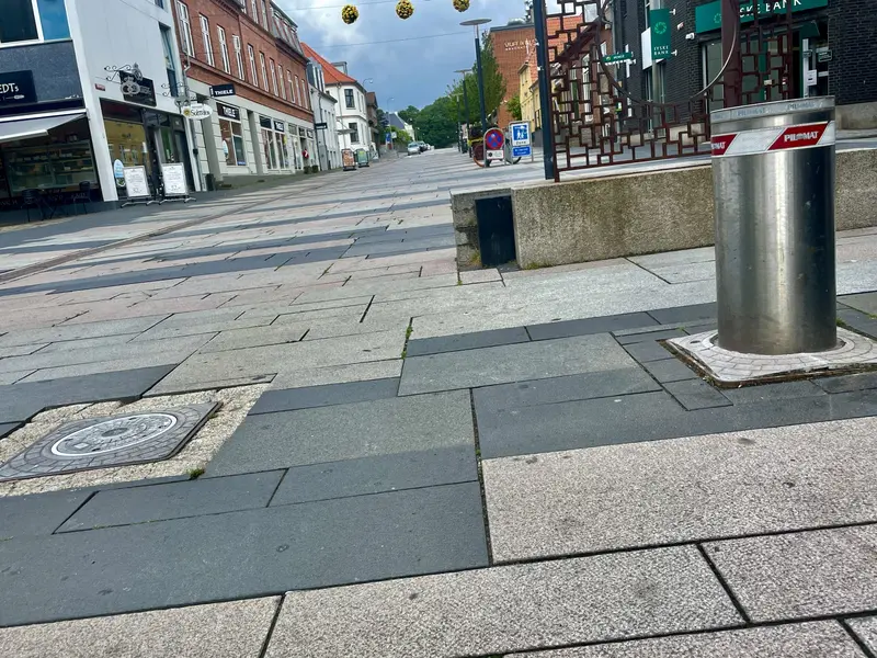 71-årig syet med sting efter pullert pludselig gik op