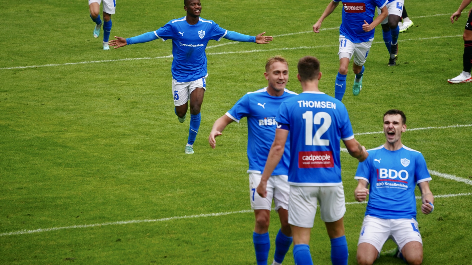 Middelfart storsejrede trods rødt kort