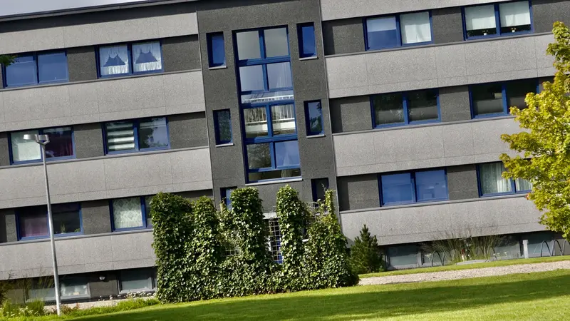 Korskærparken forlader parallelsamfundslisten