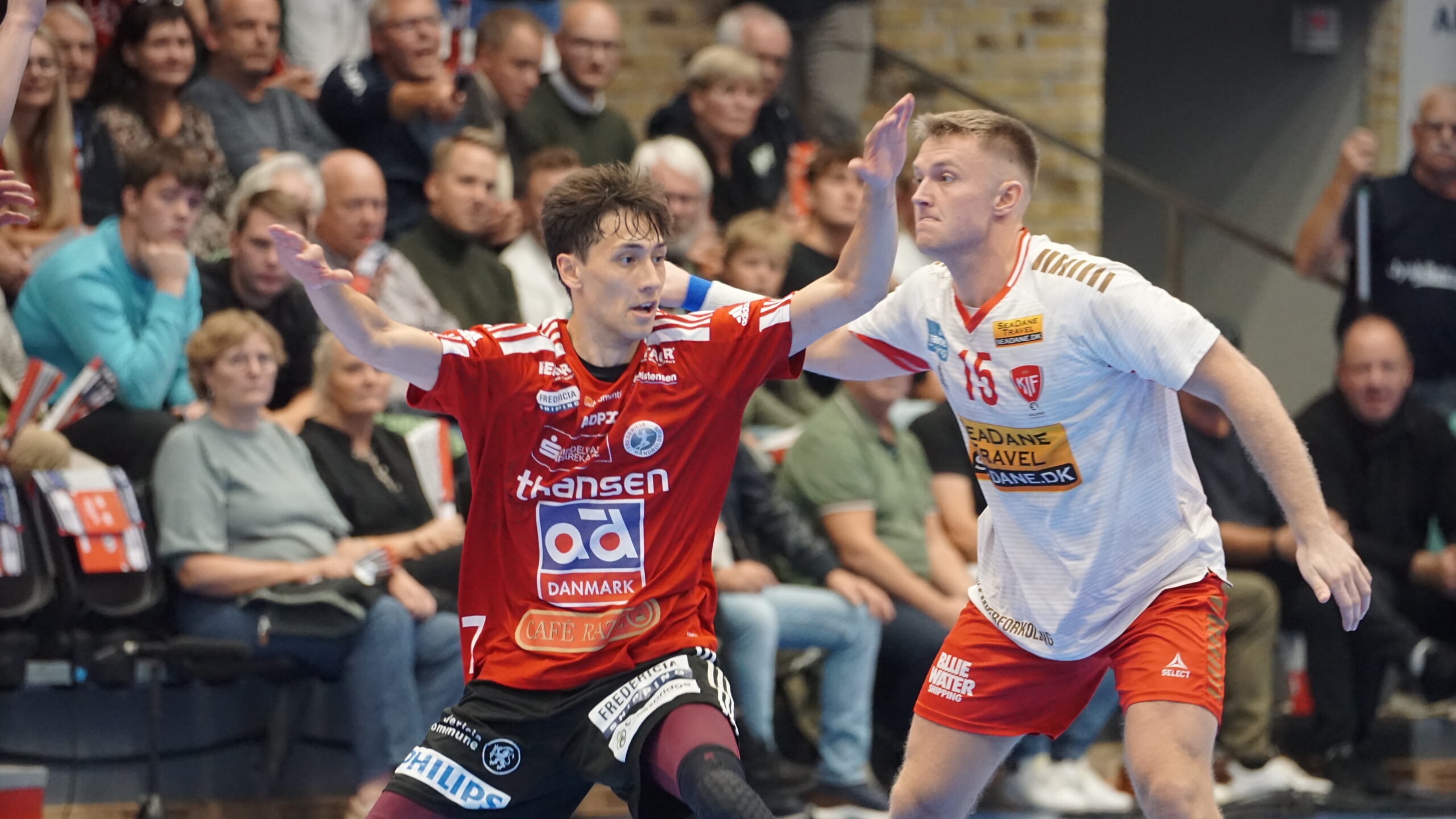 FHK konsoliderede andenpladsen med sikker sejr