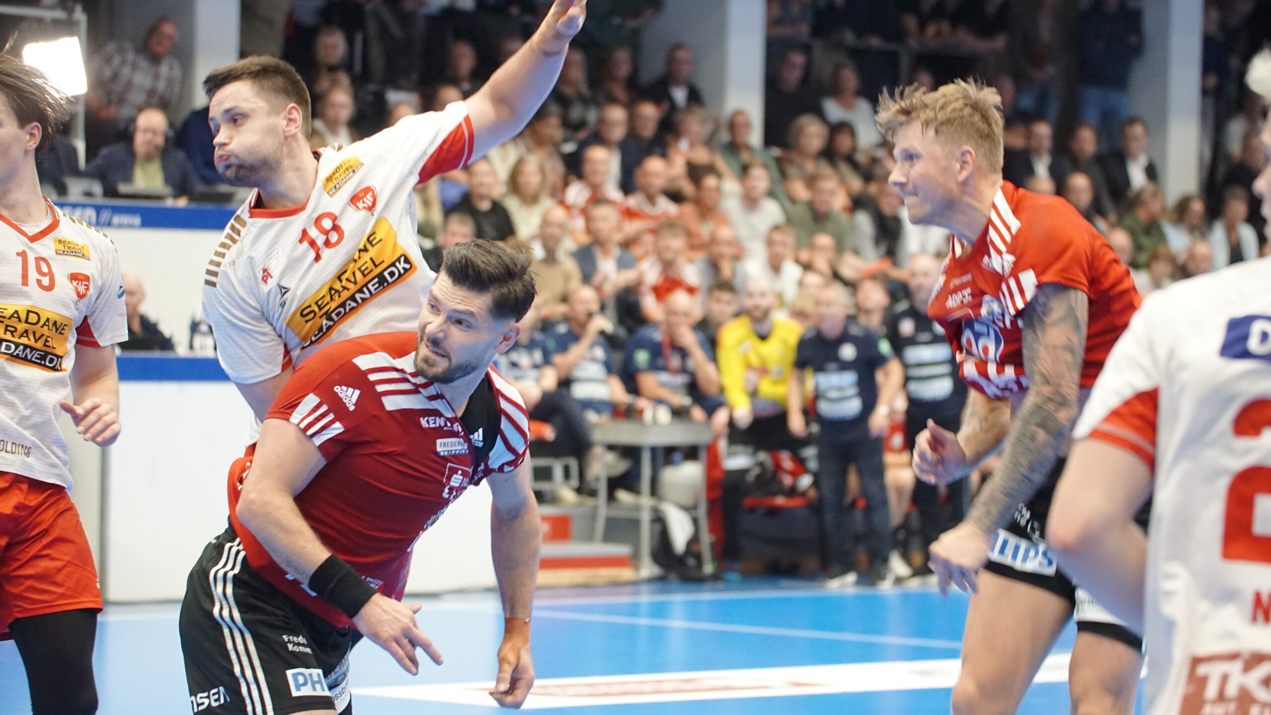 Hård uge bekymrer ikke FHK-profil