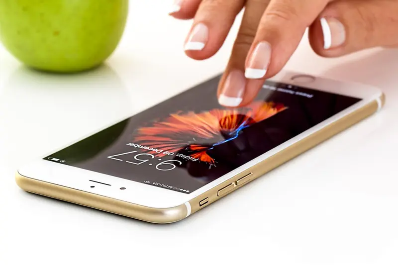 Softwarefejl får nye iPhones til at overophede: Apple lover hurtig løsning