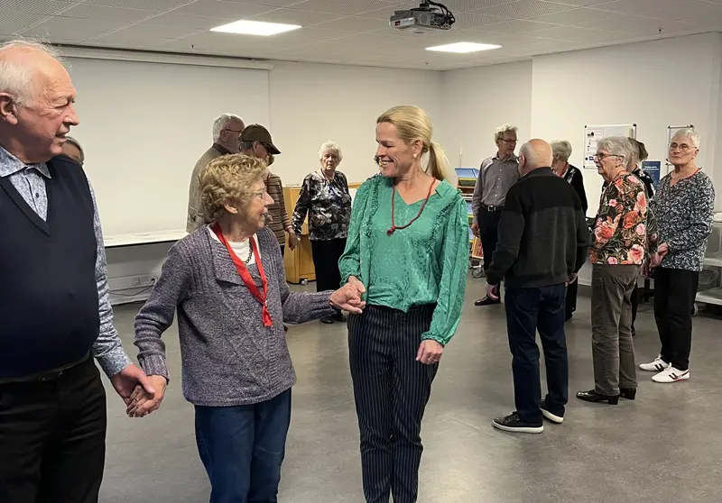 Ældreministeren på gulvet til seniordans i Fredericia