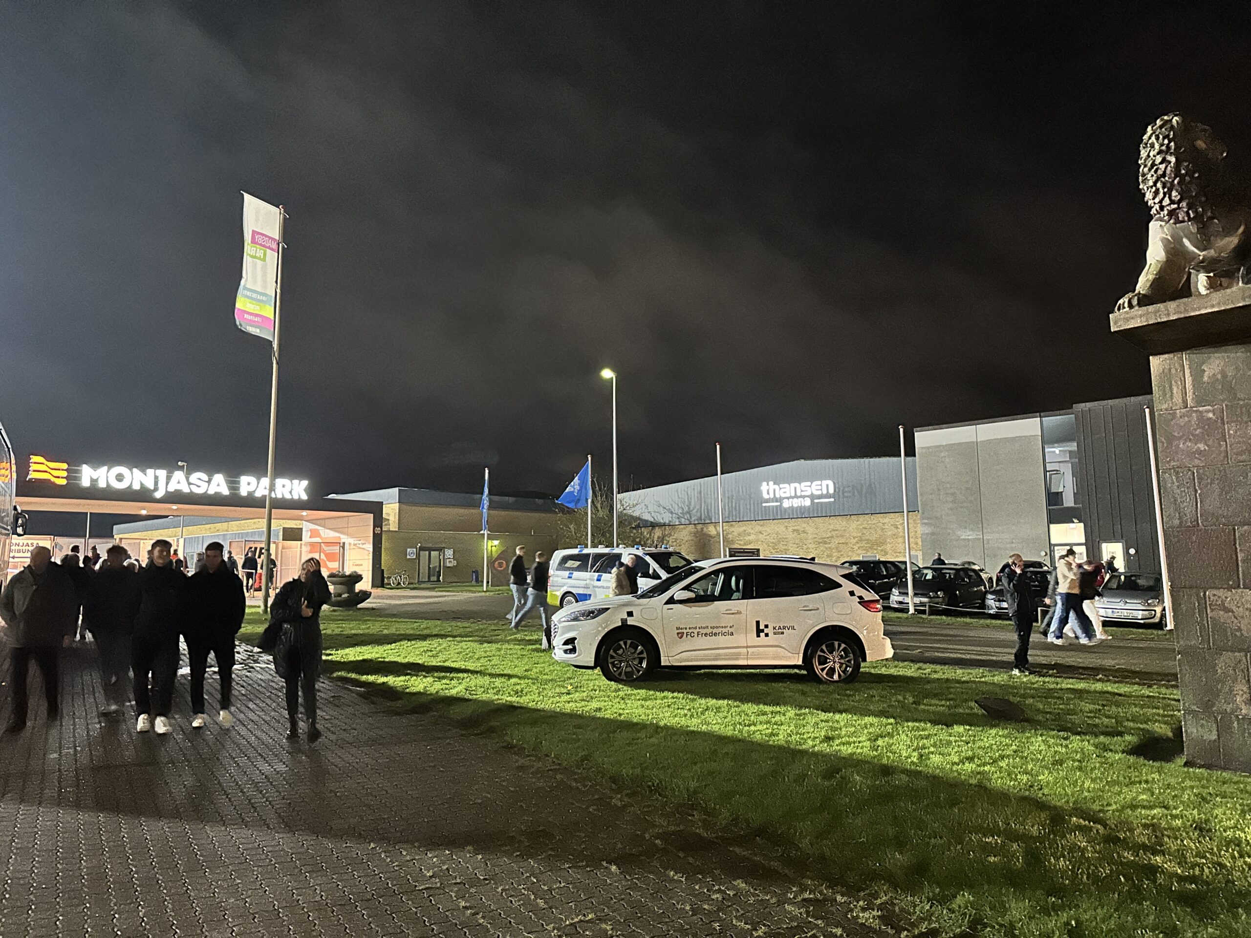 Politiet var talstærkt til stede til fodboldkamp