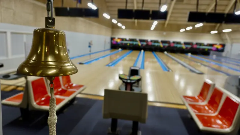 Den sidste bowlingkugle er kastet i FIC