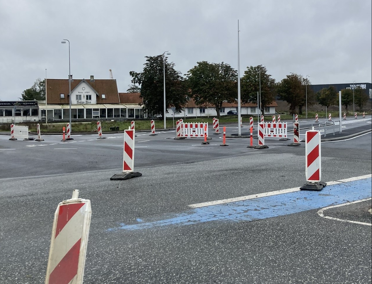 Omkørsel på trafikeret vej fjernes