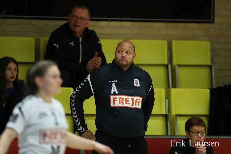 FHK ansætter ny dametræner