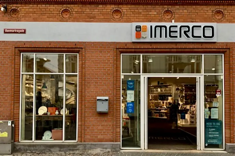 Indbrudstyv stjal kontanter fra Imerco