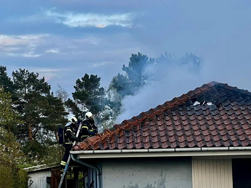 Voldsom brand i villa i Snoghøj